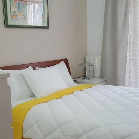 Ginkgo 3 By Interhome Banjole